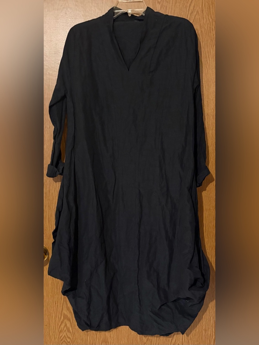 BNG Black Long Sleeve V-Neck Dress